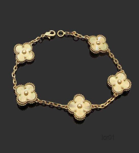 luxury designer link chain bracelet fourleaf cleef clover womens fashion 18k gold bracelets jewelry u6 19157826, Golden;silver
luxury designer link chain bracelet fourleaf cleef clover womens fashion 18k gold bracelets jewelry u6 19157826, Golden;silver