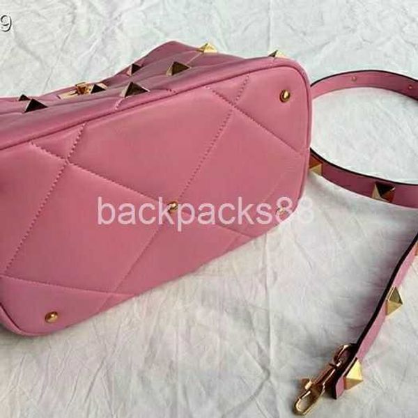 designer handbag women bags quilted luxurys color stitching outline diamond pattern portable shoulder women's chain tote bag 5e70
designer handbag women bags quilted luxurys color stitching outline diamond pattern portable shoulder women's chain tote bag 5e70
