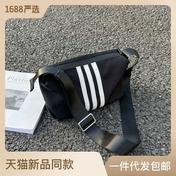 2023 summer new bag women's large capacity boston shoulder bag handheld crossbody bag net red sports fitness bag
2023 summer new bag women's large capacity boston shoulder bag handheld crossbody bag net red sports fitness bag