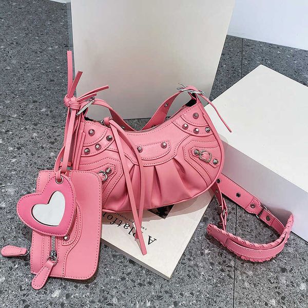evening bags new underarm folded crescent mother one sling shoulder female riveted locomotive bag
evening bags new underarm folded crescent mother one sling shoulder female riveted locomotive bag