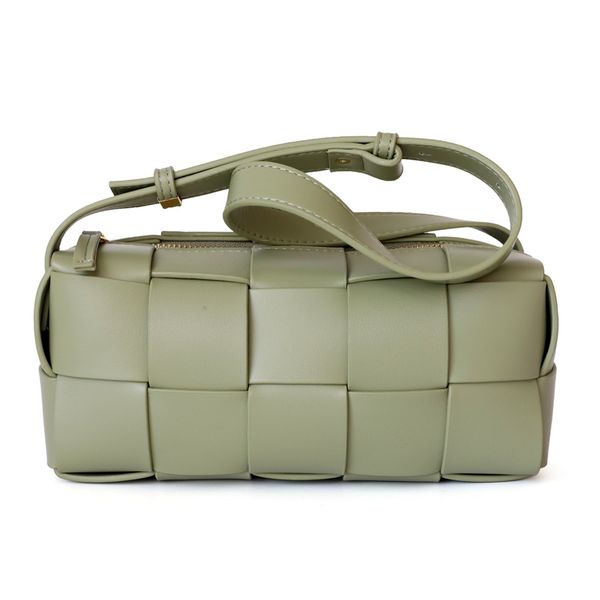 9a simple small square bag casual bag women's woven crossbody bag senior sense shoulder handbag
9a simple small square bag casual bag women's woven crossbody bag senior sense shoulder handbag