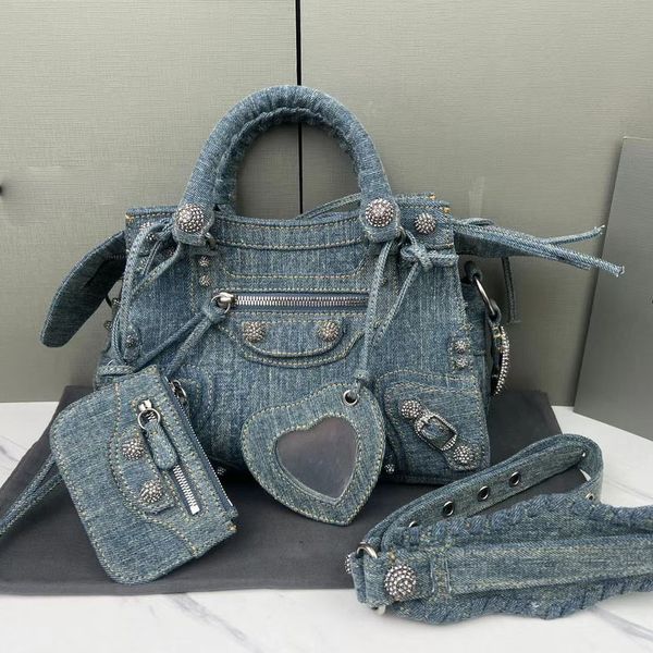 neo motorcycle tote bag diamond nails denim handbag purse canvas jeans crossbody bags fashion letter metal crystals adjustable shoulder stra
neo motorcycle tote bag diamond nails denim handbag purse canvas jeans crossbody bags fashion letter metal crystals adjustable shoulder stra