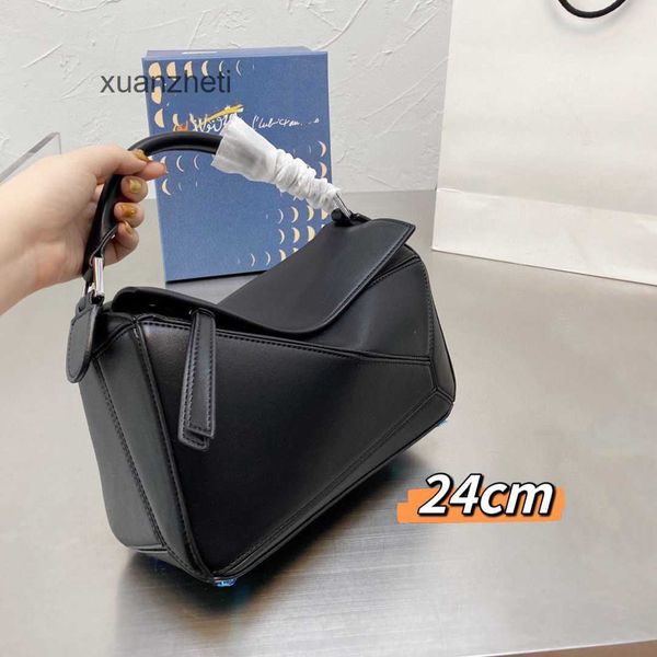 classic leather designer fashion bag capacity women's 2023 loewcbag men's bags puzzles large handbag handbags spliced strap spain
classic leather designer fashion bag capacity women's 2023 loewcbag men's bags puzzles large handbag handbags spliced strap spain