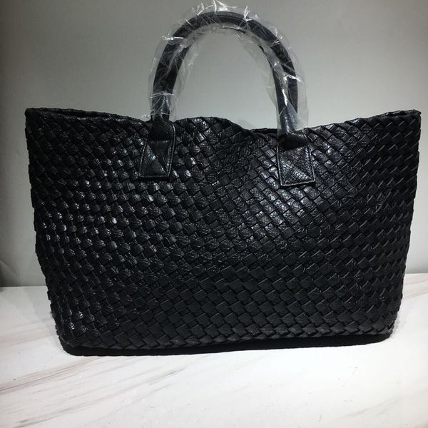 luxury fahion handbag designer bag the tote bag shouder crossbody bags leather women bag braid leather bags handbag designer lady clutch pur
luxury fahion handbag designer bag the tote bag shouder crossbody bags leather women bag braid leather bags handbag designer lady clutch pur