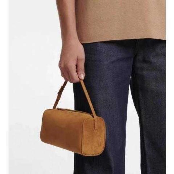 designer bags leather commuter tote advanced sense one shoulder bucket classic tote the row l654
designer bags leather commuter tote advanced sense one shoulder bucket classic tote the row l654