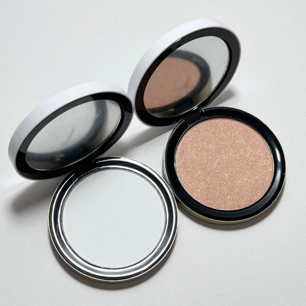 wholesale brand radiant matte powder glow powder 6.5g 01 nuage 02 mlrage natural long-lasting face pressed powders famous makeup
wholesale brand radiant matte powder glow powder 6.5g 01 nuage 02 mlrage natural long-lasting face pressed powders famous makeup
