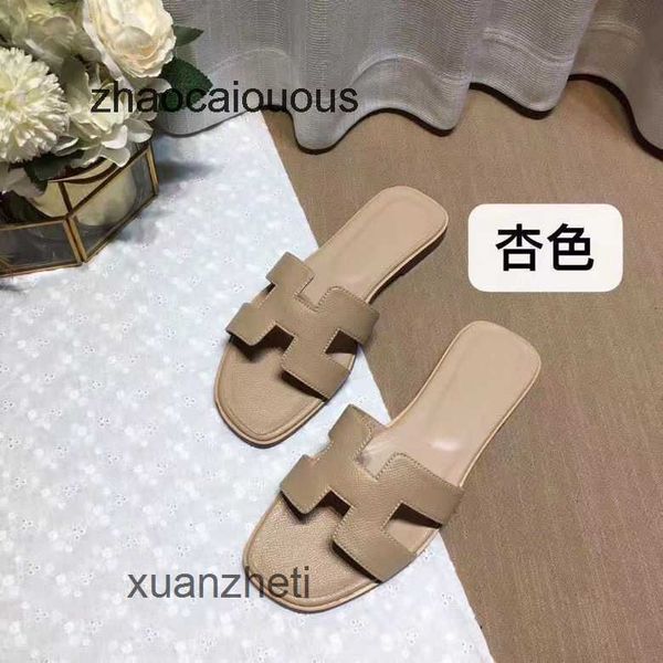 women's h shoes summer slippers slipper bear baida 2023 designer sandal oran color matching leatflat sandals for tourism litchi pattern
women's h shoes summer slippers slipper bear baida 2023 designer sandal oran color matching leatflat sandals for tourism litchi pattern