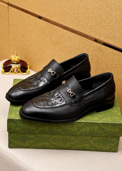 2023 men dress shoes slip on wedding office party designer snakeskin loafers male brand moccasins formal oxfords size 38-45, Black
2023 men dress shoes slip on wedding office party designer snakeskin loafers male brand moccasins formal oxfords size 38-45, Black