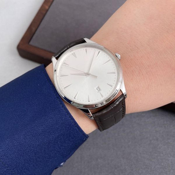 casual men's watch designer automatic winding movement 316l steel strap coated with crystal glass white leather sports watch with box, Slivery;brown
casual men's watch designer automatic winding movement 316l steel strap coated with crystal glass white leather sports watch with box, Slivery;brown