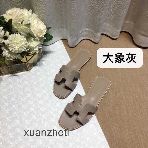 oran color shoes summer bear versatile women's slipper designer sandal slippers matching leather one line for tourism wear flat bottome
oran color shoes summer bear versatile women's slipper designer sandal slippers matching leather one line for tourism wear flat bottome