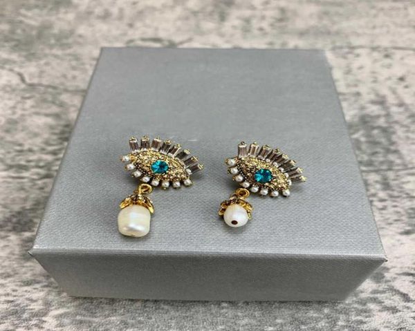brand yellow gold color fashion jewelry woman pearls earrings evil eyes party vintage drop pearls stud earrings3469498, Golden
brand yellow gold color fashion jewelry woman pearls earrings evil eyes party vintage drop pearls stud earrings3469498, Golden