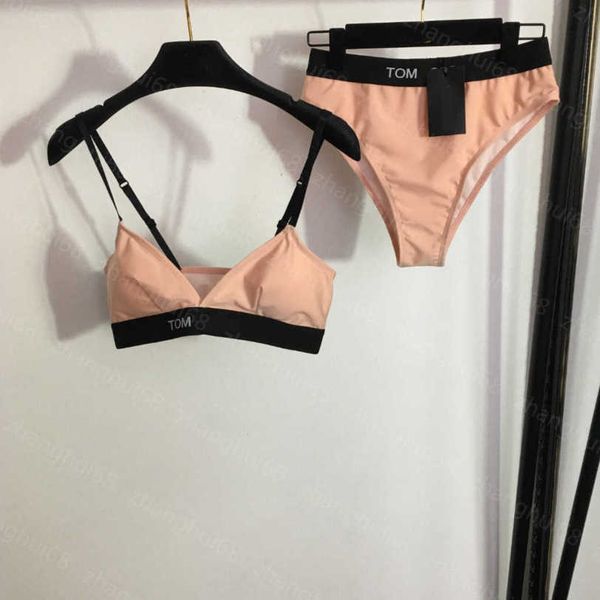 23ss womens bikini designer bathing suit bikini swimwear two-piece swimsuit alphabet webbing suspenders briefs set women clothes a1, White;black
23ss womens bikini designer bathing suit bikini swimwear two-piece swimsuit alphabet webbing suspenders briefs set women clothes a1, White;black