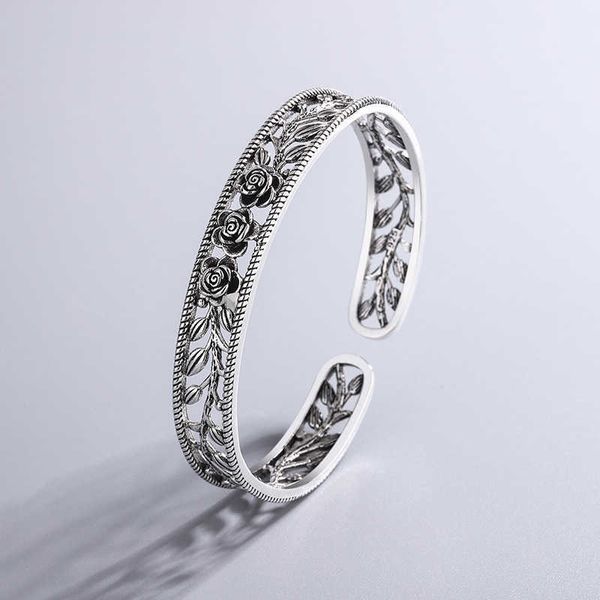 4143 sen series old rose leaf hollow-out bracelet female temperament personality trend thai silver simple hand jewelry, Golden;silver
4143 sen series old rose leaf hollow-out bracelet female temperament personality trend thai silver simple hand jewelry, Golden;silver