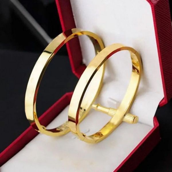 love bracelet design bangle women men titanium steel bracelets for lover gold silver rose fashion bracelet luxury jewelry with bag, Golden;silver
love bracelet design bangle women men titanium steel bracelets for lover gold silver rose fashion bracelet luxury jewelry with bag, Golden;silver