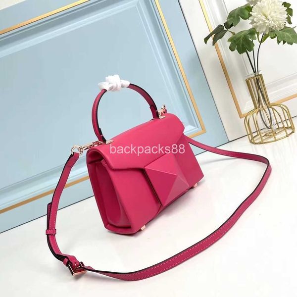 handbag mini designer women stud bags luxurys color leather rivet fashion handheld shoulder crossbody women tote bag 4jen
handbag mini designer women stud bags luxurys color leather rivet fashion handheld shoulder crossbody women tote bag 4jen