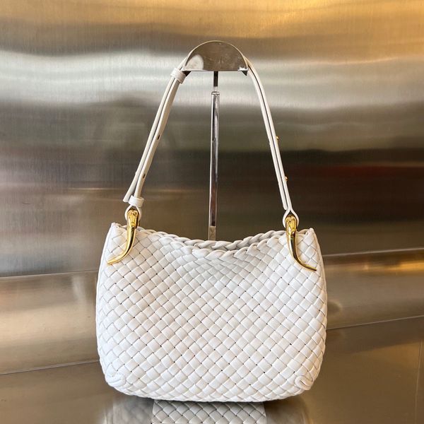 2023 new women's underarm bag high-end quality handbag the whole bag uses lamb woven leather inner capacity is large enough for daily n
2023 new women's underarm bag high-end quality handbag the whole bag uses lamb woven leather inner capacity is large enough for daily n