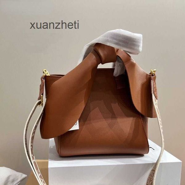 designer loewsbag large women bag 2023 classic bags hammock candy extra colors totes rabbit pure cowhide shoulder women's capacity hold
designer loewsbag large women bag 2023 classic bags hammock candy extra colors totes rabbit pure cowhide shoulder women's capacity hold