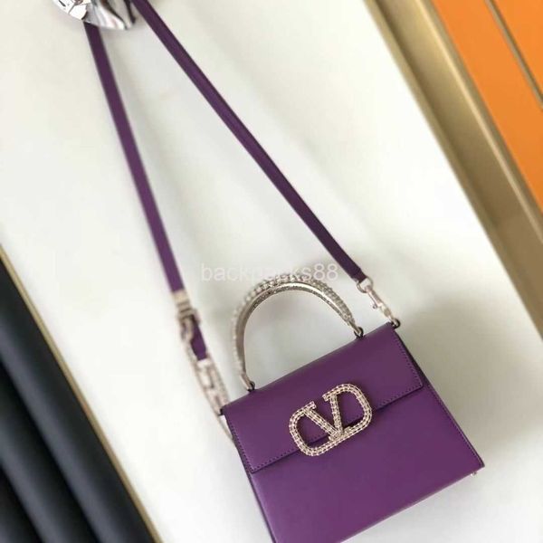 luxurys women bags diamond beauty handbag designer inlaid metal handle women's handheld shoulder crossbody casual tote bag tq38
luxurys women bags diamond beauty handbag designer inlaid metal handle women's handheld shoulder crossbody casual tote bag tq38