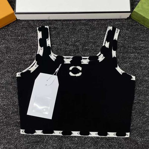 women's tanks & camis designer knitted contrast color letter beauty quilted small vest with bottom off exposed waist navel, short style, White
women's tanks & camis designer knitted contrast color letter beauty quilted small vest with bottom off exposed waist navel, short style, White
