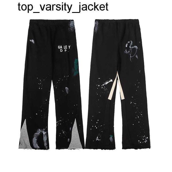 new 23ss mens designer pants galery depts sweatpants letter print womens mens couple loose versatile casual straight vintage trousers pants, Black
new 23ss mens designer pants galery depts sweatpants letter print womens mens couple loose versatile casual straight vintage trousers pants, Black
