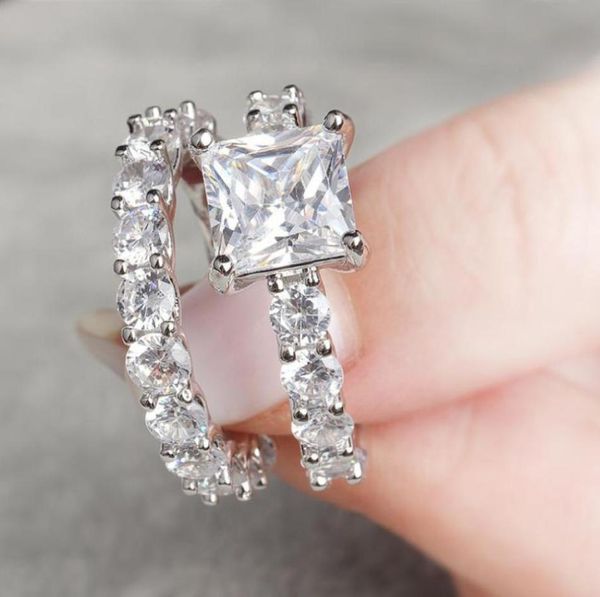 sparkling luxury jewelry 925 sterling silver fill princess cut white z cz diamond party wedding engagement band ring for women9125279, Slivery;golden
sparkling luxury jewelry 925 sterling silver fill princess cut white z cz diamond party wedding engagement band ring for women9125279, Slivery;golden