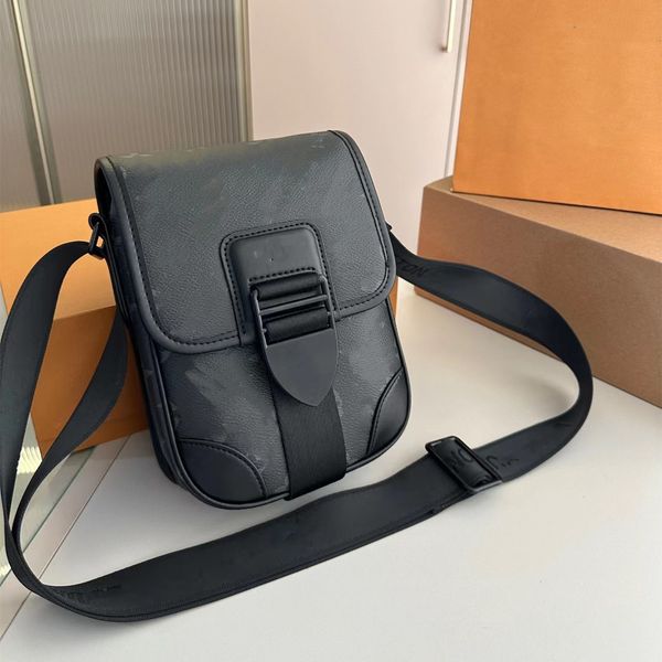 2023 boutique men's and women's one shoulder underarm bag designer old flower crossbody messenger bag handbag handsome small bag w, Red;black
2023 boutique men's and women's one shoulder underarm bag designer old flower crossbody messenger bag handbag handsome small bag w, Red;black