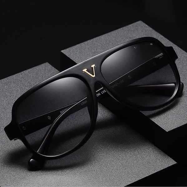 ch5417 luxury men sunglasses sun glasses women pilot uv400 eyewear glasses metal frame polaroid lens, White;black
ch5417 luxury men sunglasses sun glasses women pilot uv400 eyewear glasses metal frame polaroid lens, White;black