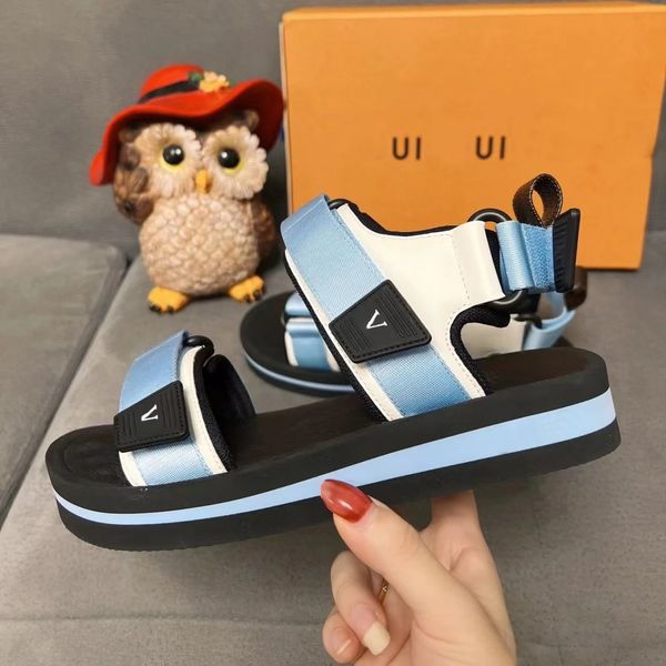 2023 luxury designer sandals leather lady flat sandal arcade fashion women men slippers summer beach slides sneakers with box, Black
2023 luxury designer sandals leather lady flat sandal arcade fashion women men slippers summer beach slides sneakers with box, Black
