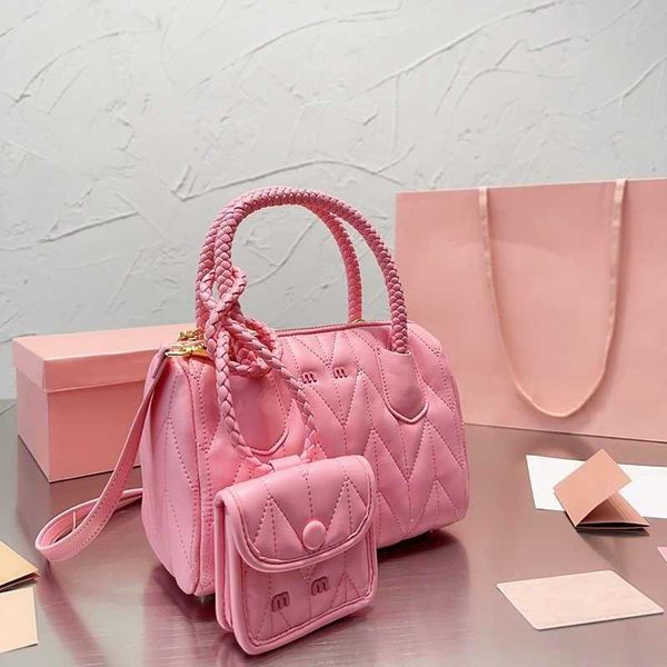 handbag tote bag pink designer bag leather luxury totes black purse elegant shoulder work bags with wallet luxurys handbags women 230713
handbag tote bag pink designer bag leather luxury totes black purse elegant shoulder work bags with wallet luxurys handbags women 230713
