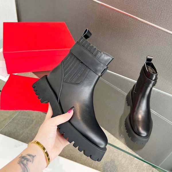 new autumn and winter brand women's designer black boots martin boots long sleeve boots leather boot 05
new autumn and winter brand women's designer black boots martin boots long sleeve boots leather boot 05
