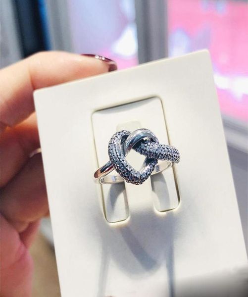 crystal woman jewelry new arrival knotted heart ring original box for 925 sterling silver cz diamond women wedding gift jewelry rings sets r, Slivery;golden
crystal woman jewelry new arrival knotted heart ring original box for 925 sterling silver cz diamond women wedding gift jewelry rings sets r, Slivery;golden