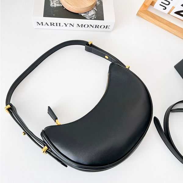 mens genuine leather city handbag half moon bags womens purses designer with shoulder shoulder clutch bag straps luxury fashion black mens c
mens genuine leather city handbag half moon bags womens purses designer with shoulder shoulder clutch bag straps luxury fashion black mens c
