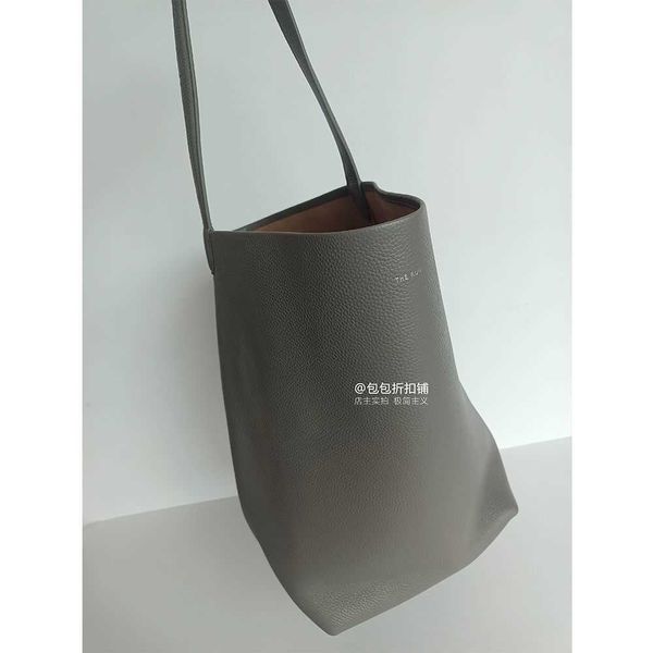 designer bags leather commuter tote advanced sense one shoulder bucket classic tote the row b0xm
designer bags leather commuter tote advanced sense one shoulder bucket classic tote the row b0xm