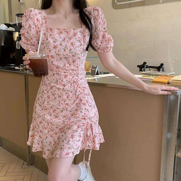 floral skirt summer sweet temperament small slim short square collar sleeved dress womens clothing, Black;gray
floral skirt summer sweet temperament small slim short square collar sleeved dress womens clothing, Black;gray