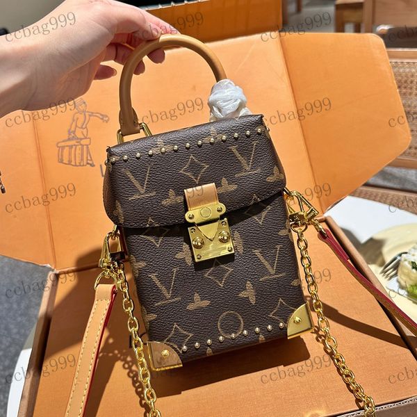 designer womens makeup bags shoulder bag leather classic print gold hardware metal clutch handle tote matelasse chain crossbody bags mobile
designer womens makeup bags shoulder bag leather classic print gold hardware metal clutch handle tote matelasse chain crossbody bags mobile