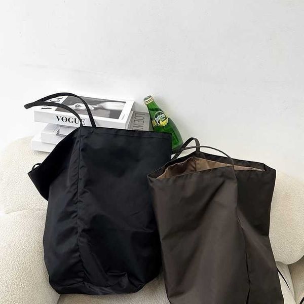 designer bags leather bag large capacity shoulder cowhide hand mother lichee grain head layer bucketclassic tote bag the row u2s6
designer bags leather bag large capacity shoulder cowhide hand mother lichee grain head layer bucketclassic tote bag the row u2s6