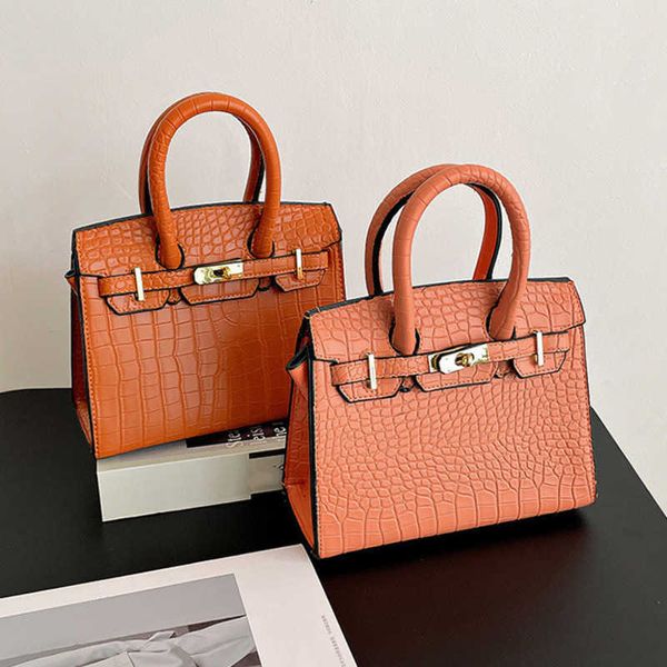 fashion brand bags designer shoulder handbag women's crocodile print new tote bag high-end fashion large capacity crossbody bag
fashion brand bags designer shoulder handbag women's crocodile print new tote bag high-end fashion large capacity crossbody bag