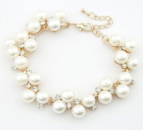 women braclets new design luxurious charm crystal cubic zircon simulated pearl beads bracelet for women jewelry5752101, Golden;silver
women braclets new design luxurious charm crystal cubic zircon simulated pearl beads bracelet for women jewelry5752101, Golden;silver