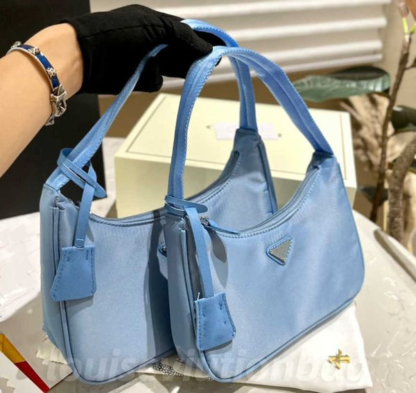 classic designer nylon bag women luxurys crossbody shoulder bags 2000 chest black canvas zippe belts chains wallets underarm cleo re edition
classic designer nylon bag women luxurys crossbody shoulder bags 2000 chest black canvas zippe belts chains wallets underarm cleo re edition