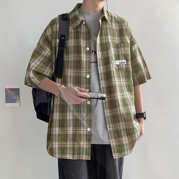 men's casual shirts fashion square collar short sleeve striped plaid shirt for men 230721, White;black
men's casual shirts fashion square collar short sleeve striped plaid shirt for men 230721, White;black