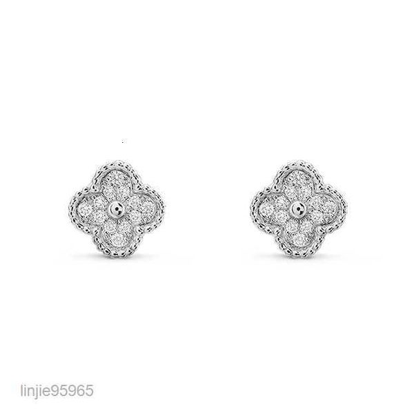 lucky clover stud earrings designer for women letter v cleef luxurious jewelry earings, Golden;silver
lucky clover stud earrings designer for women letter v cleef luxurious jewelry earings, Golden;silver