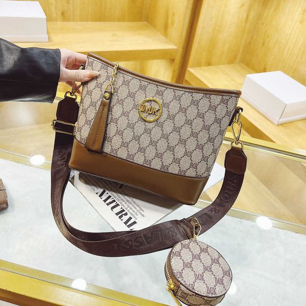 evening bags women's 2023 new fashion versatile wandering flower bucket one sling shoulder crossbody bag
evening bags women's 2023 new fashion versatile wandering flower bucket one sling shoulder crossbody bag