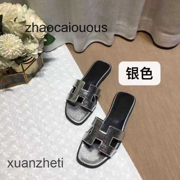 shoes h slipper baida oran women's slippers bear summer sandal 2023 designer color matching leatflat sandals for tourism litchi pattern
shoes h slipper baida oran women's slippers bear summer sandal 2023 designer color matching leatflat sandals for tourism litchi pattern