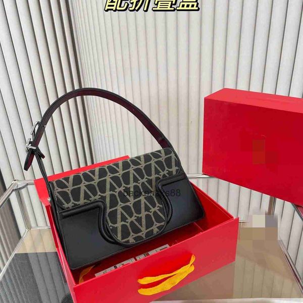 designer bags cowhide handbag luxurys women shoulder underarm bag color loco bag vsling crossbody clutch lywu
designer bags cowhide handbag luxurys women shoulder underarm bag color loco bag vsling crossbody clutch lywu