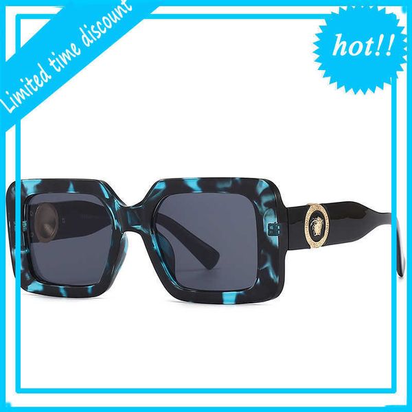 designer brand vintage sunglasses uv400 new fashion square large frame women's sunglass show face small pc shade, White;black
designer brand vintage sunglasses uv400 new fashion square large frame women's sunglass show face small pc shade, White;black