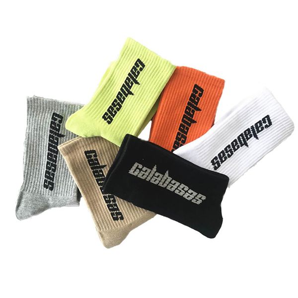 autumn fashion men socks women men letter breathable cotton elastic sports socks classic football soccer running sock sweat absorbing breath, Black
autumn fashion men socks women men letter breathable cotton elastic sports socks classic football soccer running sock sweat absorbing breath, Black