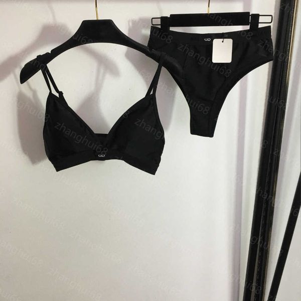 23ss womens bikini designer bathing suit bikini swimwear two-piece swimsuit letter webbing patchwork straps underwear briefs thong set women, White;black
23ss womens bikini designer bathing suit bikini swimwear two-piece swimsuit letter webbing patchwork straps underwear briefs thong set women, White;black