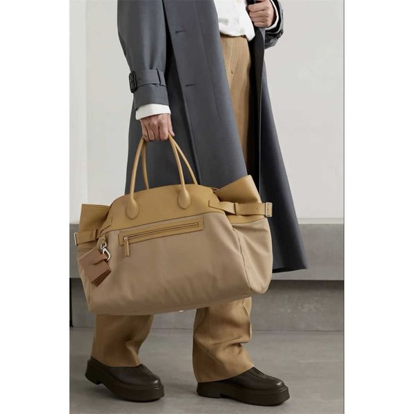 designer bags leather bag large capacity shoulder cowhide hand mother lichee grain head layer bucketclassic tote bag the row la96
designer bags leather bag large capacity shoulder cowhide hand mother lichee grain head layer bucketclassic tote bag the row la96