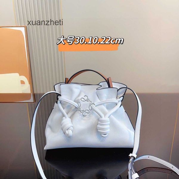 classic pleated capacity loewsbag bags flamenco tote drawstring women designer cowhide braised wheat early spring high bag commuter girl abw
classic pleated capacity loewsbag bags flamenco tote drawstring women designer cowhide braised wheat early spring high bag commuter girl abw
