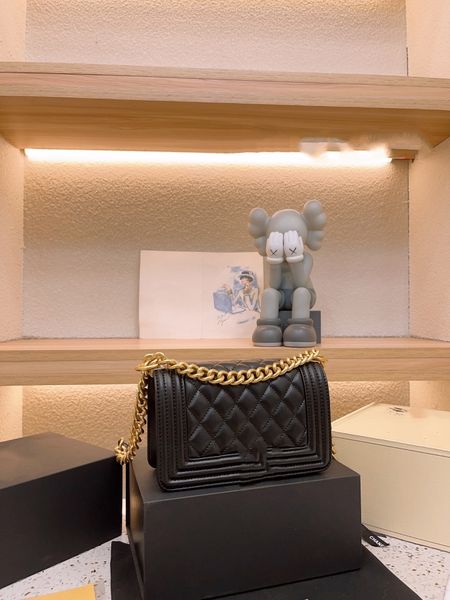 designer bag tote bags channel clutch clamshell women's tote bag classic luxury fashion mini travel crossbody bag summer shoulder purse
designer bag tote bags channel clutch clamshell women's tote bag classic luxury fashion mini travel crossbody bag summer shoulder purse